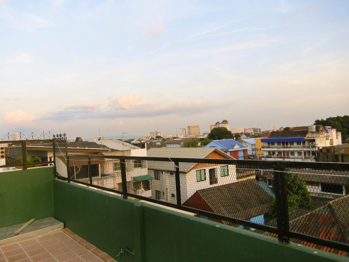 Inncome Hostel เชียงใหม่ ภายนอก รูปภาพ
