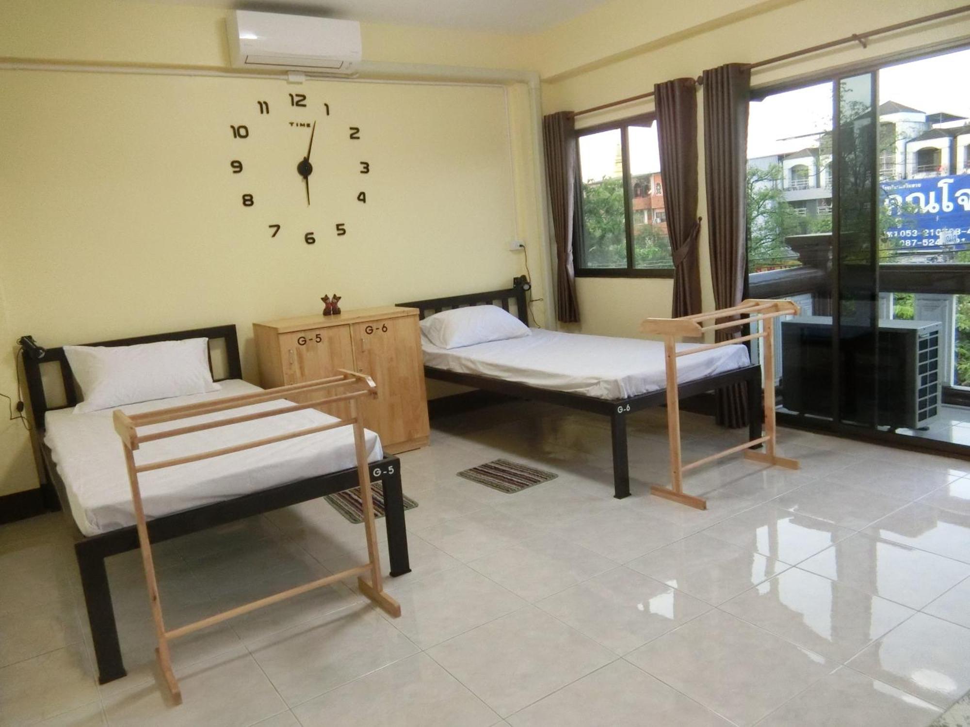 Inncome Hostel เชียงใหม่ ภายนอก รูปภาพ